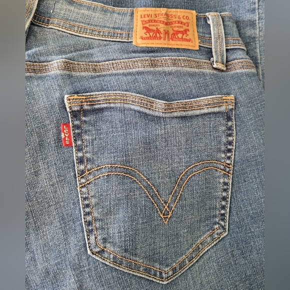 Levi's Women's 529 Curvy Bootcut Jeans Size 14 - Picture 6 of 8